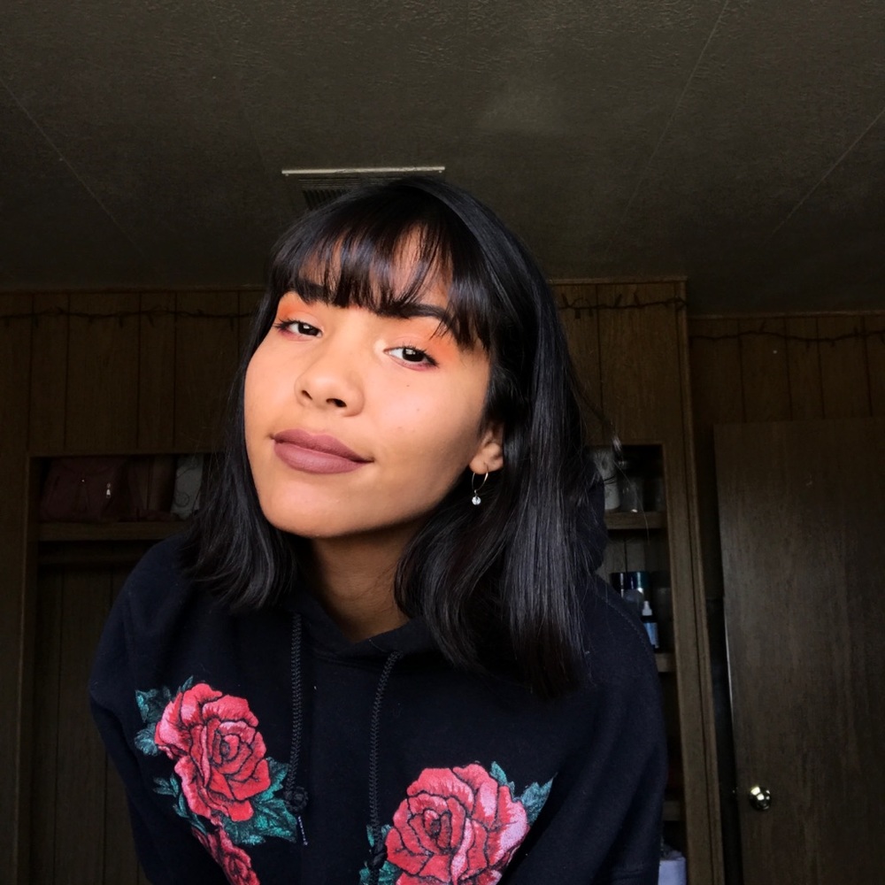 Meet your Posher, Crystal